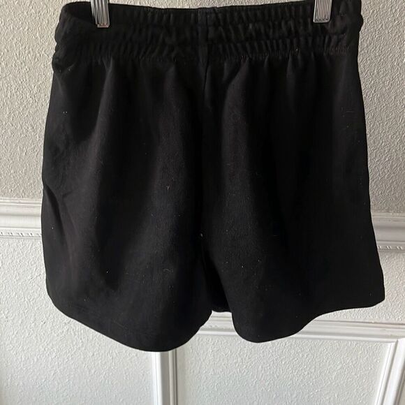 H&M Women's Sweat Shorts - Picture 6 of 7